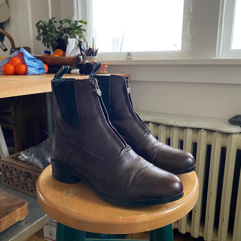 Ariat Heritage IV Zip Paddock Boots - brown 9B